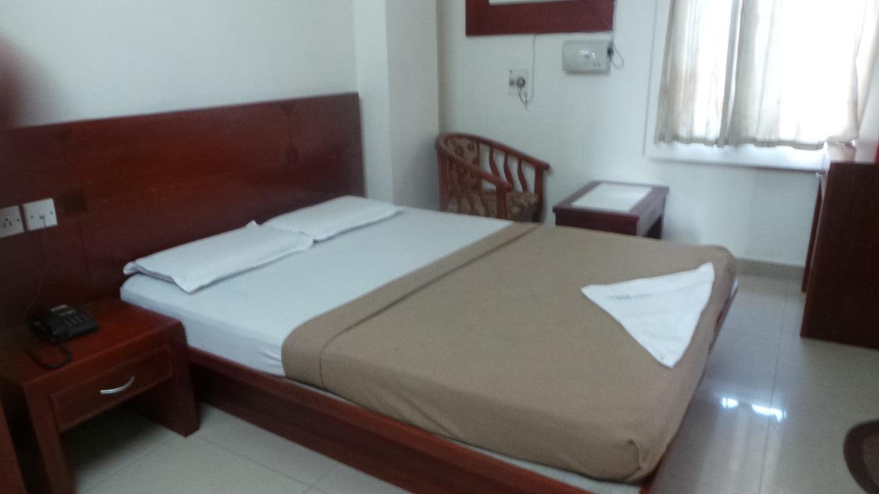 Kooloth Lake View Residency Hotel Coimbatore Exterior photo